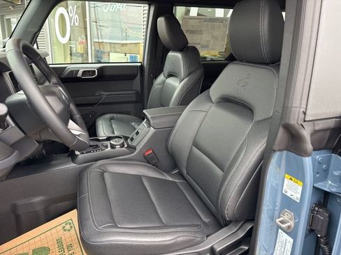New 2025 Ford Bronco Badlands w/ Sasquatch Package AWD/4WD image 19
