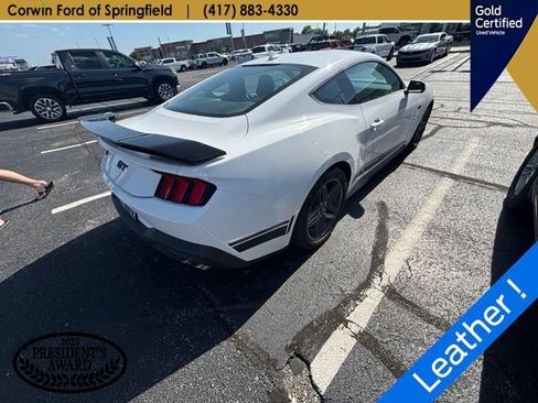 Used 2025 Ford Mustang GT Premium RWD image 4