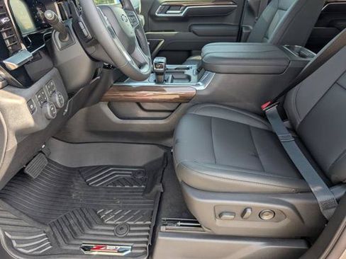 New 2026 Chevrolet Silverado 1500 RST w/ RST All Star Premium Package AWD/4WD image 16