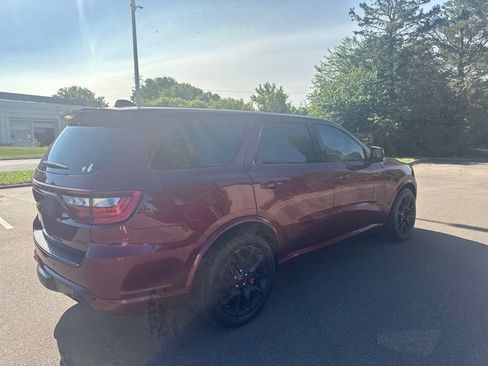 Used 2022 Dodge Durango SRT w/ Technology Group AWD/4WD image 8