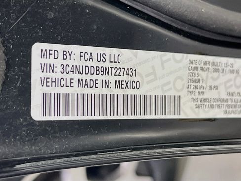Used 2022 Jeep Compass Trailhawk w/ Sun and Sound Group AWD/4WD image 30