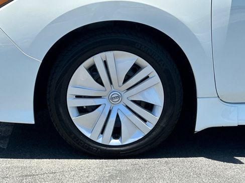 Used 2024 Nissan Leaf S FWD image 26