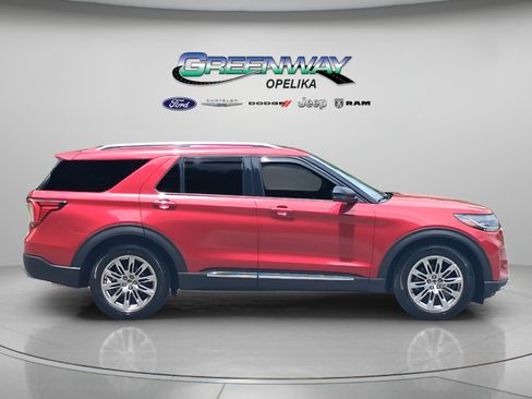 Used 2026 Ford Explorer Platinum RWD image 8