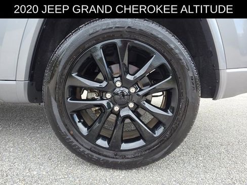 Used 2020 Jeep Grand Cherokee Altitude image 16