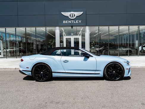 Certified 2026 Bentley Continental GTC AWD/4WD image 14