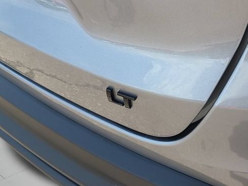 New 2026 Chevrolet Trax LT w/ Midnight Edition FWD image 32
