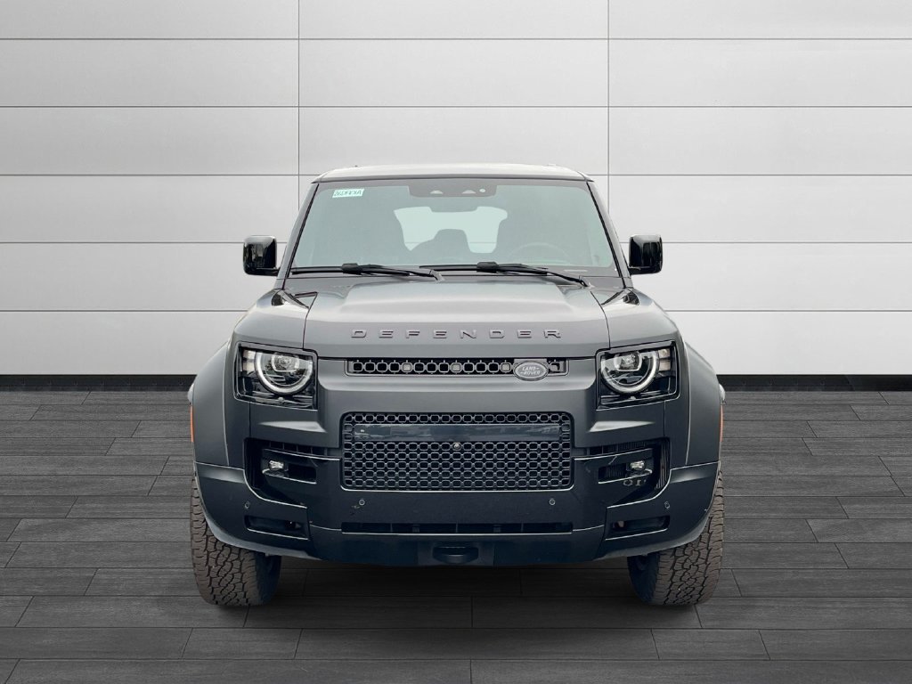 Certified 2026 Land Rover Defender 110 OCTA AWD/4WD image 8