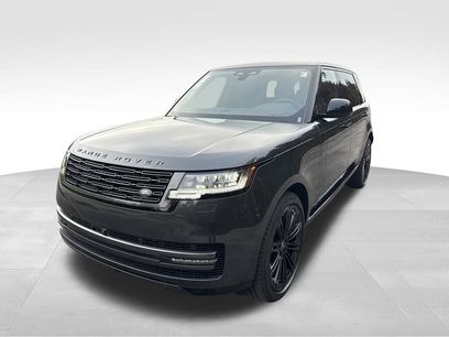 New 2025 Land Rover Range Rover Long Wheelbase SE