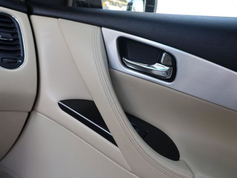 Used 2017 INFINITI QX50 2WD image 41