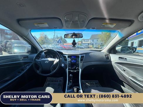 Used 2011 Hyundai Sonata SE image 18
