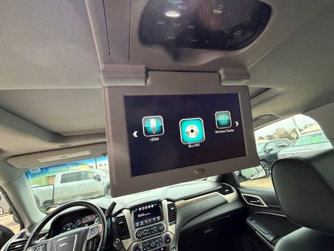 Used 2019 GMC Yukon XL Denali w/ Open Road Package image 21