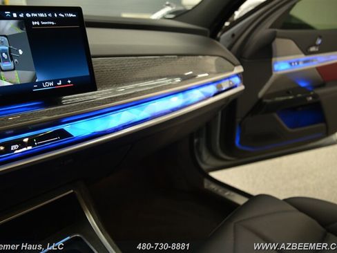 Used 2024 BMW 740i w/ M Sport Professional Package RWD image 41