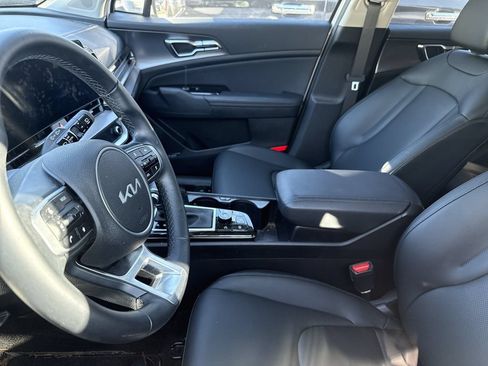 Used 2024 Kia Sportage SX FWD image 8