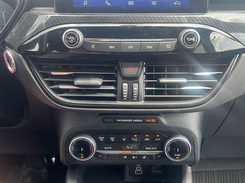 Used 2024 Ford Escape ST-Line w/ Equipment Group 301A FWD image 21