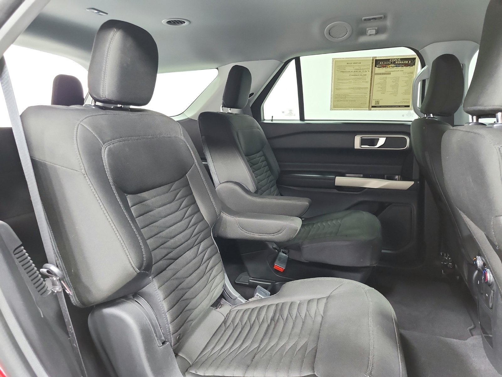 Used 2021 Ford Explorer XLT RWD image 40