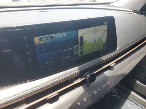Used 2023 Nissan Ariya FWD image 22