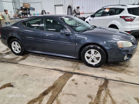 Used 2008 Pontiac Grand Prix image 9
