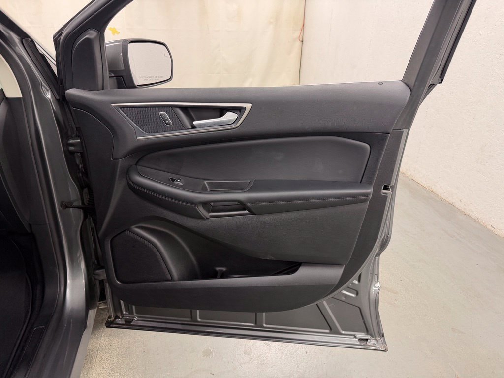 Used 2024 Ford Edge SEL w/ Convenience Package AWD/4WD image 8