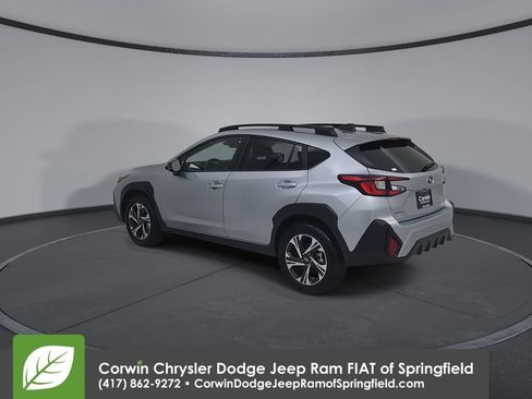 Used 2025 Subaru Crosstrek 2.5i Premium AWD/4WD image 11