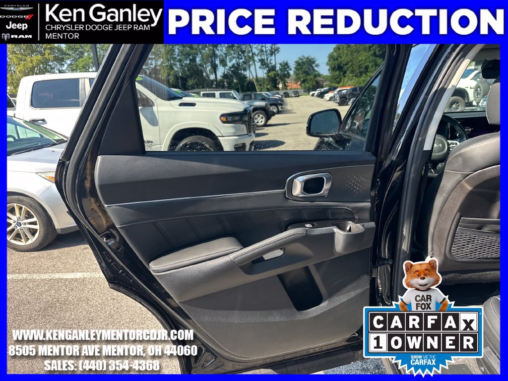 Used 2023 Kia Sorento SX AWD/4WD image 19