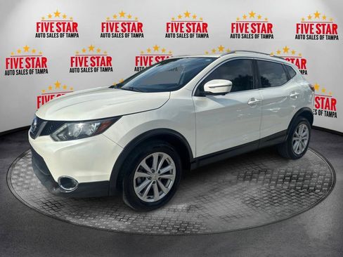 Used 2017 Nissan Rogue Sport SV w/ SV Premium Package AWD/4WD image 3