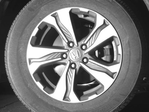 Used 2018 Honda CR-V LX image 10