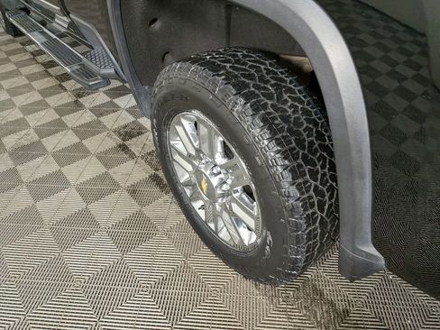 Certified 2024 Chevrolet Silverado 2500 High Country w/ High Country Premium Package image 16