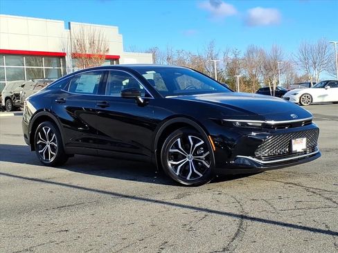 New 2026 Toyota Crown XLE image 2