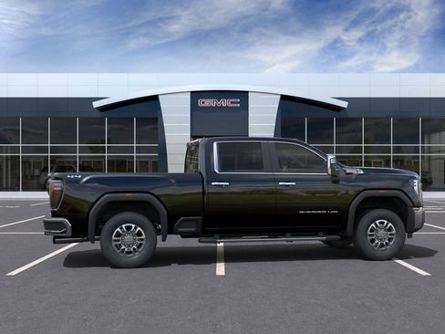 New 2025 GMC Sierra 2500 SLT w/ SLT Premium Package image 28
