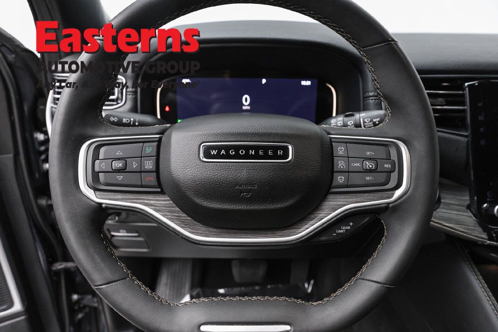Used 2024 Jeep Wagoneer Series II w/ Flexible Seating Group AWD/4WD image 12