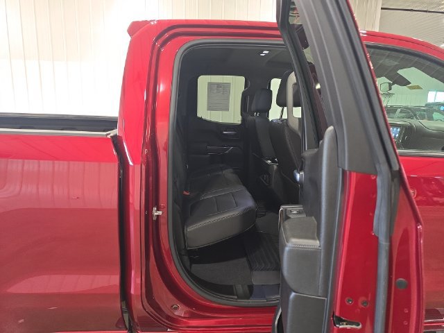 Used 2019 Chevrolet Silverado 1500 RST w/ All-Star Edition AWD/4WD image 26