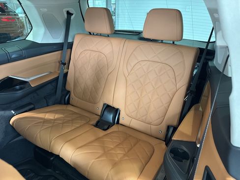 New 2026 BMW X7 xDrive40i image 46