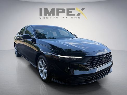 Used 2025 Honda Accord LX image 7