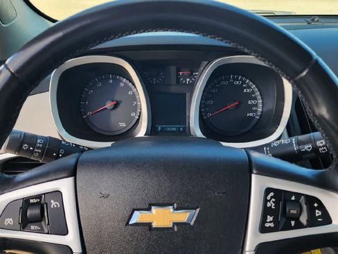 Used 2010 Chevrolet Equinox LT image 7