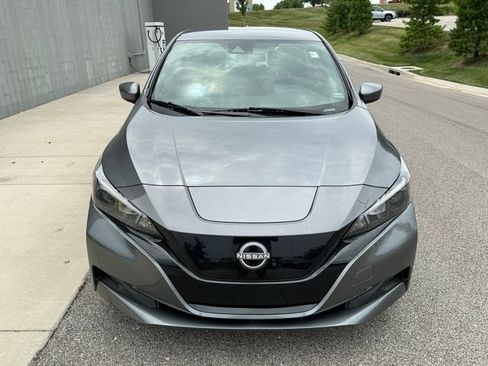 Used 2025 Nissan Leaf S FWD image 7