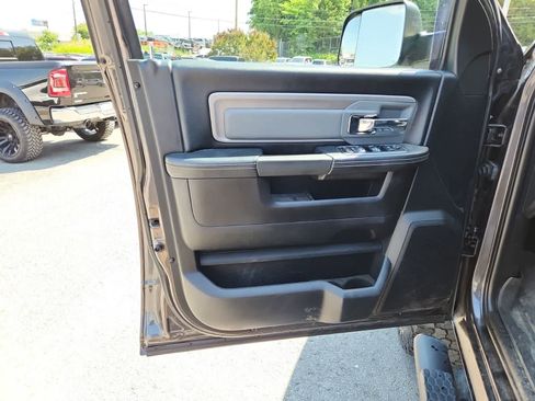 Used 2018 RAM 2500 Power Wagon w/ Leather & Luxury Group AWD/4WD image 16