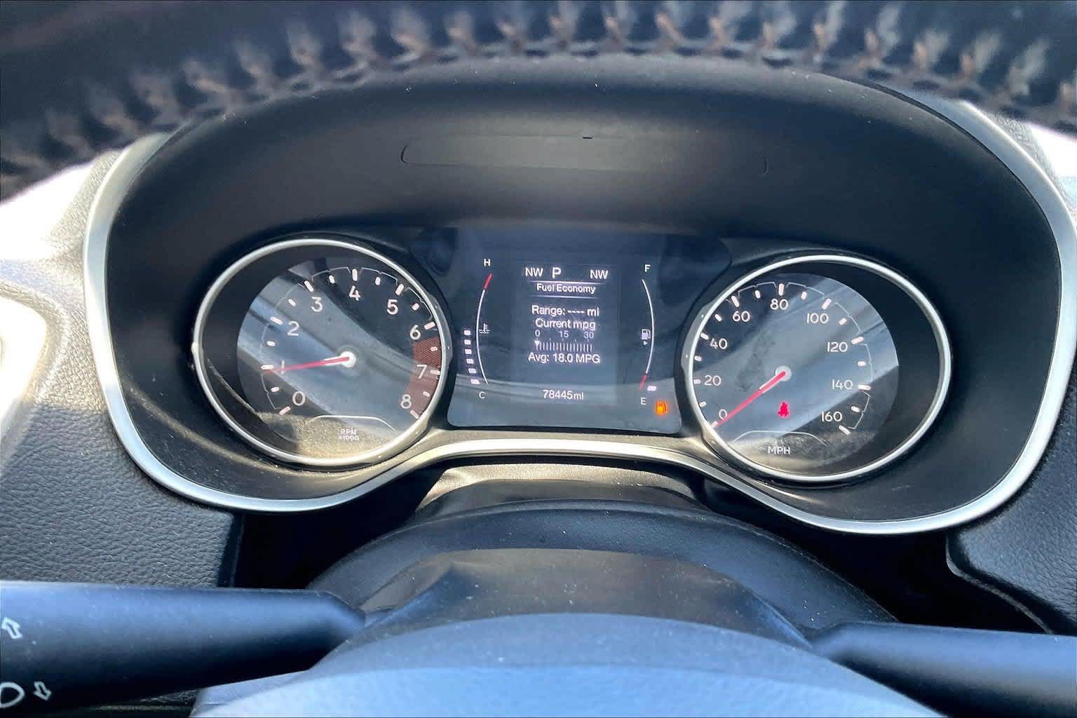 Used 2020 Jeep Compass Latitude w/ Safety & Security Group FWD image 17