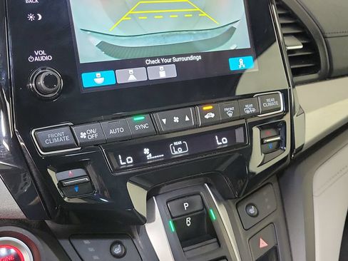 Used 2023 Honda Odyssey EX-L image 22