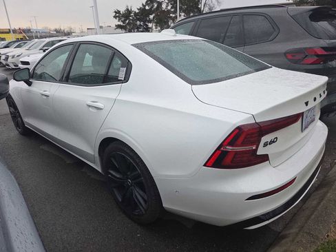 Used 2024 Volvo S60 T8 Ultimate image 6