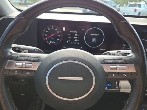 Used 2024 Hyundai Kona Limited AWD/4WD image 21