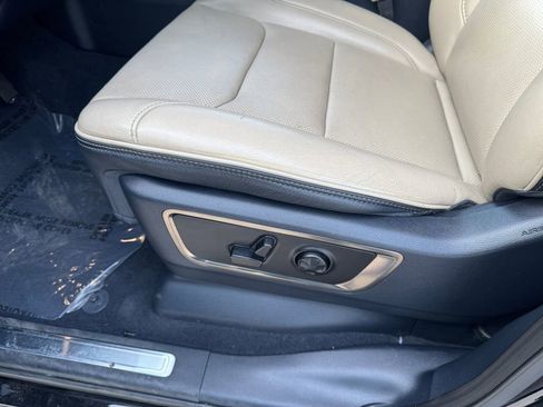 Used 2019 RAM 1500 Limited w/ Advanced Safety Group image 12