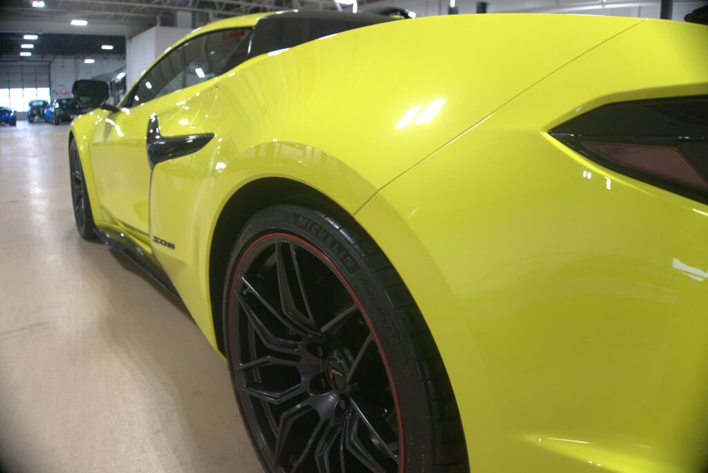 Used 2024 Chevrolet Corvette Z06 RWD image 19
