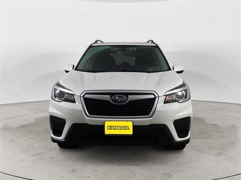 Used 2020 Subaru Forester Premium image 8