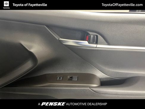 Used 2023 Toyota Camry SE FWD image 19