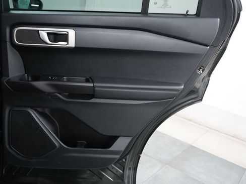 Certified 2022 Ford Explorer 4WD image 25