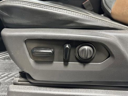 Used 2020 Chevrolet Silverado 2500 High Country w/ Z71 Off-Road Package image 35