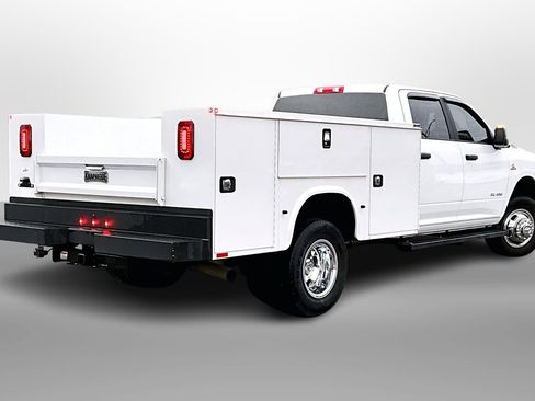 Used 2024 RAM 3500 SLT w/ Quick Order Package 2YG SLT image 11