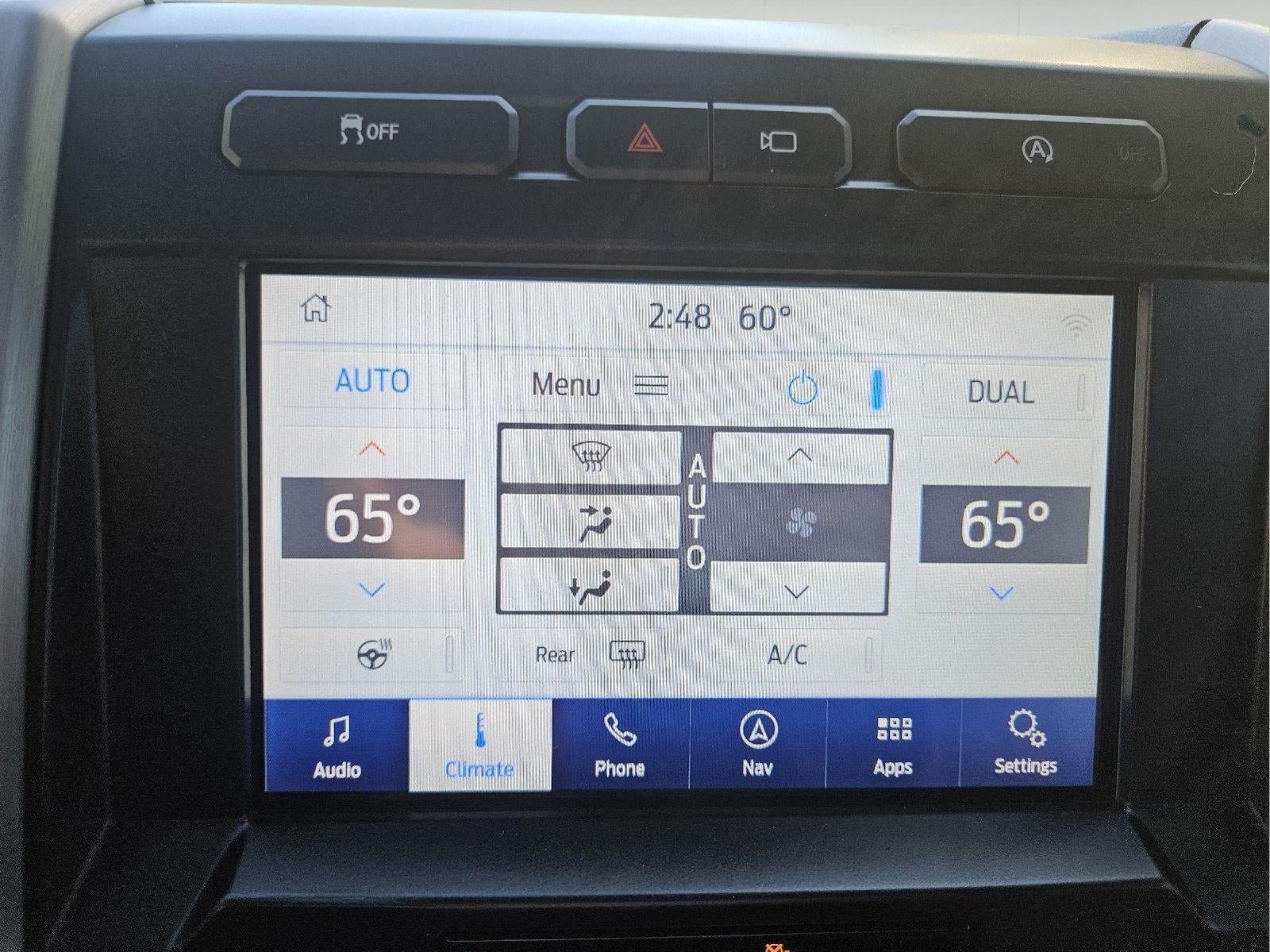 Used 2019 Ford F150 Platinum w/ Equipment Group 701A Luxury AWD/4WD image 15