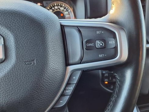 Used 2021 RAM 1500 Big Horn image 24
