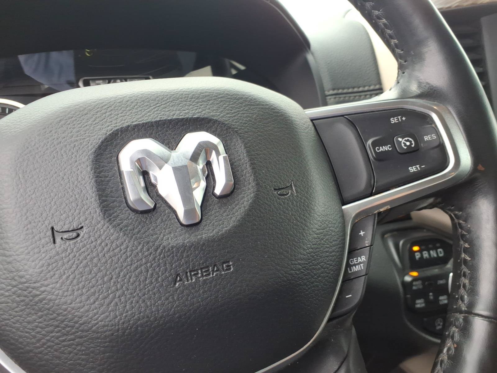 Used 2020 RAM 1500 Laramie AWD/4WD image 26